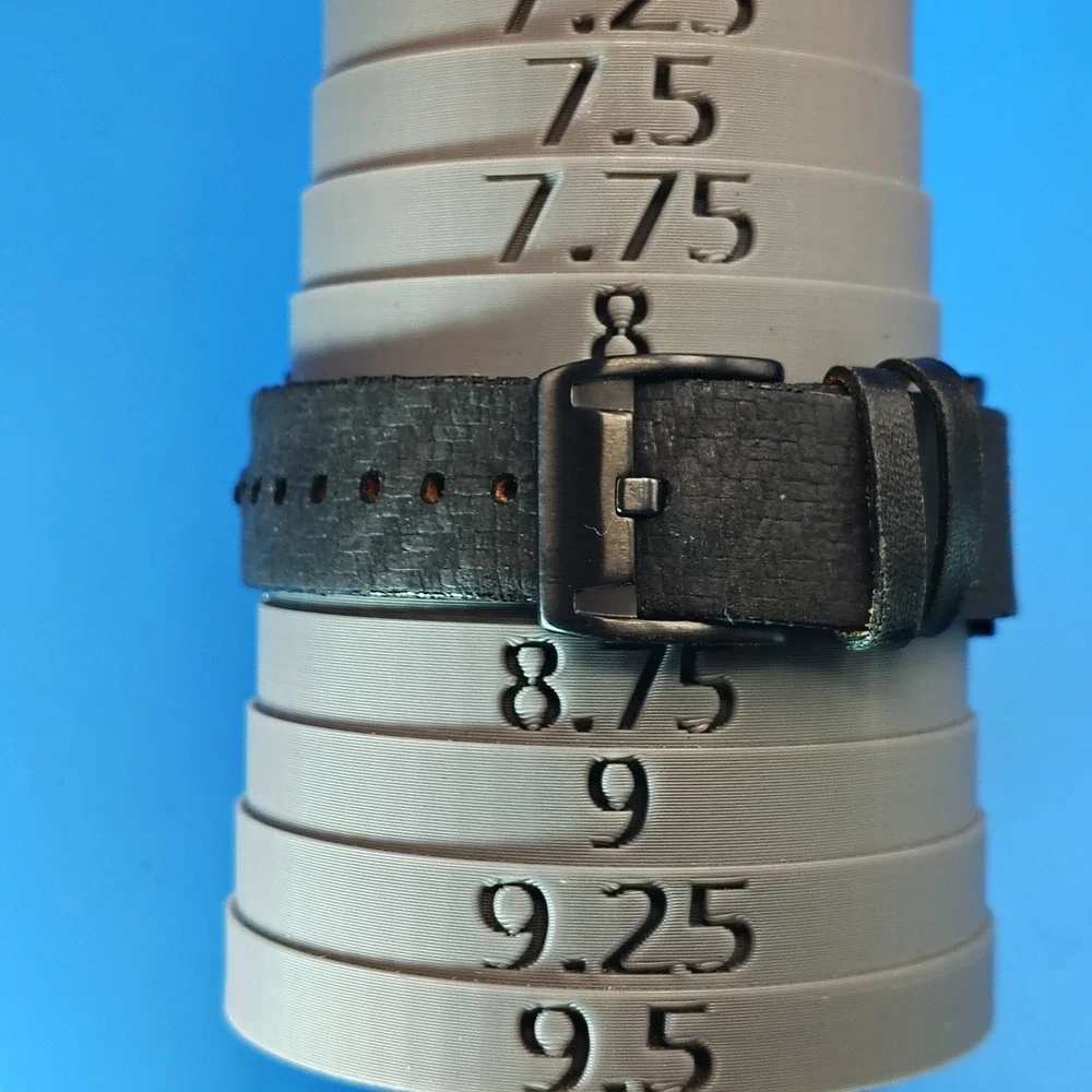 Vintage 2002 Fossil Blue BQ9297 ANA-Digi 40mm Mens Quartz‎ Watch Leather Cuff